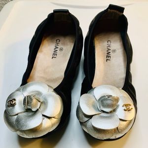 Camellia Flower Ballerina 1” Wedge Sz 36